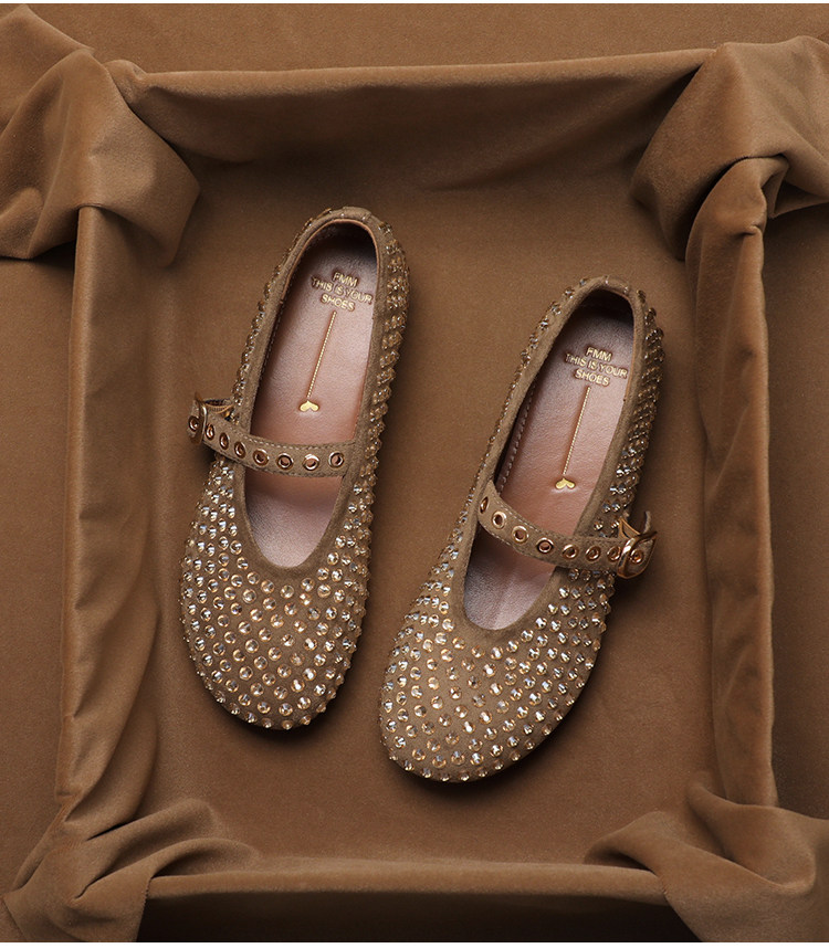 SHOEBOX レディースサマーコレクション用ラインストーン - Vintage Collectible Shoes のレビューと価格