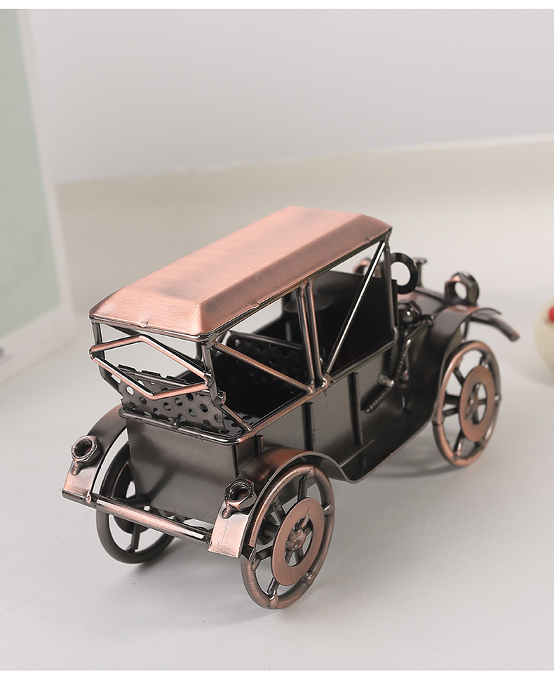 ヨーロッパスタイルのヴィンテージ合金古い車の模型装飾品クリエ - Vintage Collectibles Toys のレビューと価格