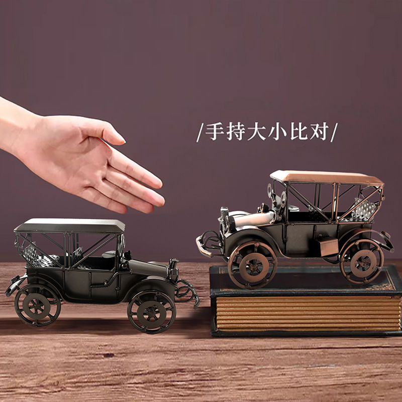 ヨーロッパスタイルのヴィンテージ合金古い車の模型装飾品クリエ - Vintage Collectibles Toys のレビューと価格